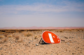 Startpunkt des  Deadvlei Hiking Trail. Fr die Wanderung braucht man Mut, Fitness und genug Wasser.