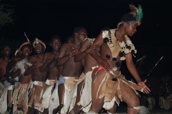 Tanzende Zulu